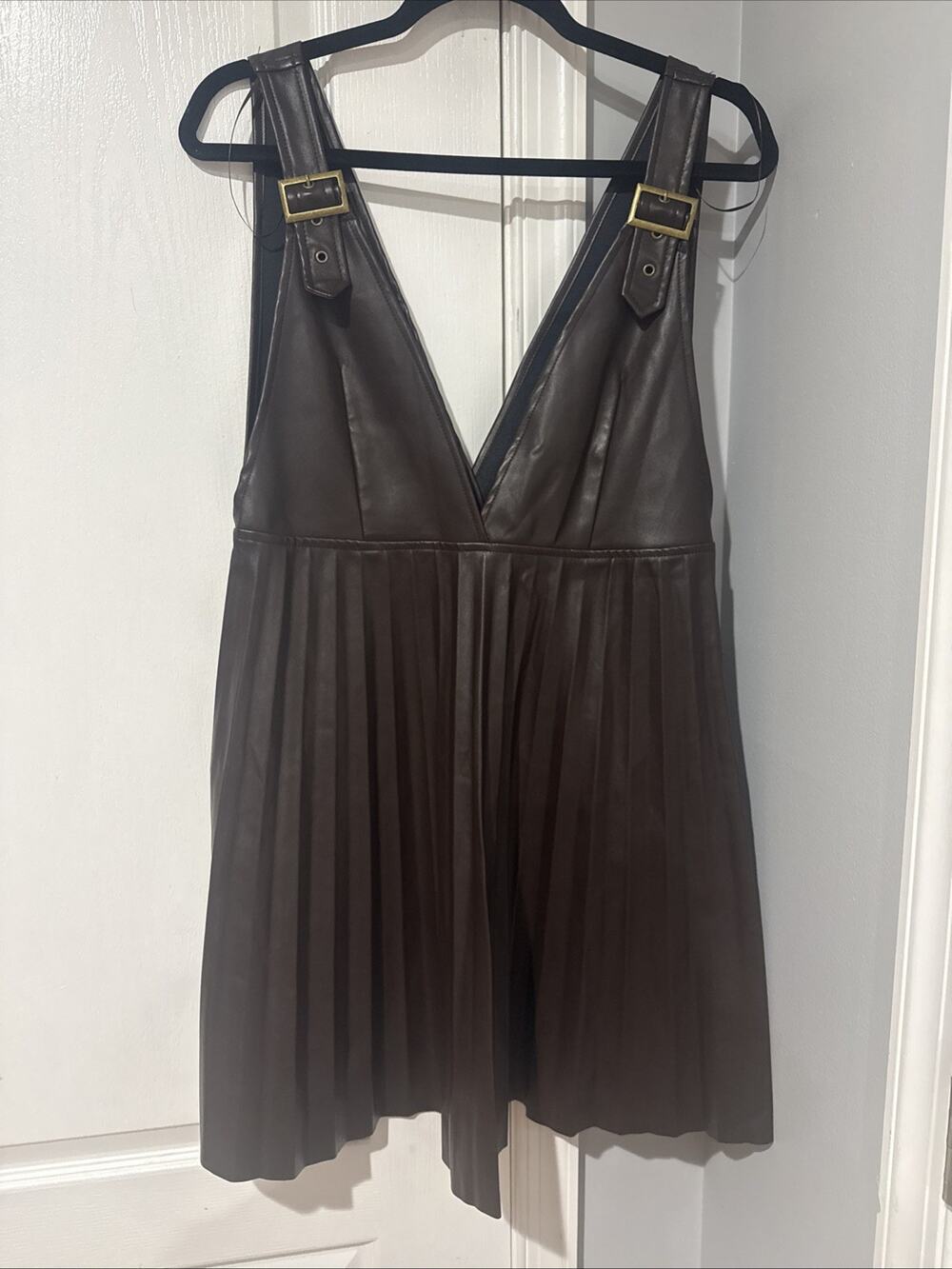 4SI3NNA Faux Leather Overall Skirt/ Dress Pleated Size L